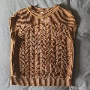 Pact Cable-Knit Sleeveless Sweater Vest in Camel Brown